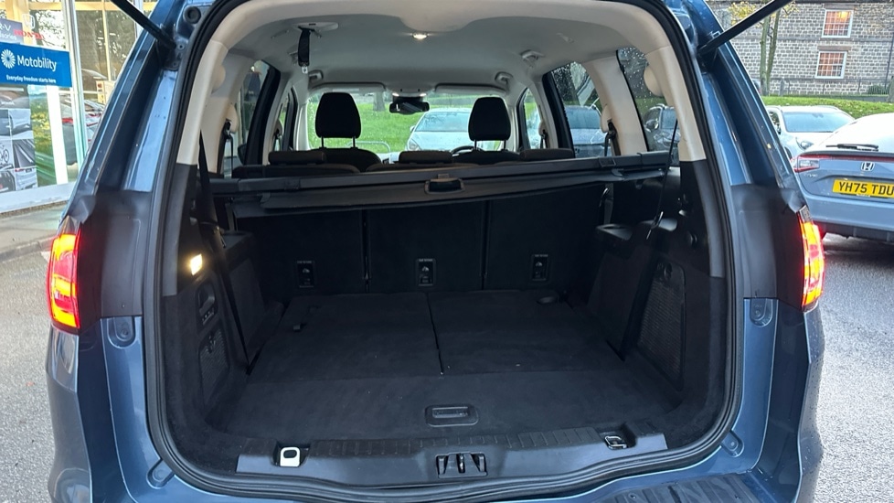 Used Ford Galaxy 2019 for sale - 76908084: Photo 15