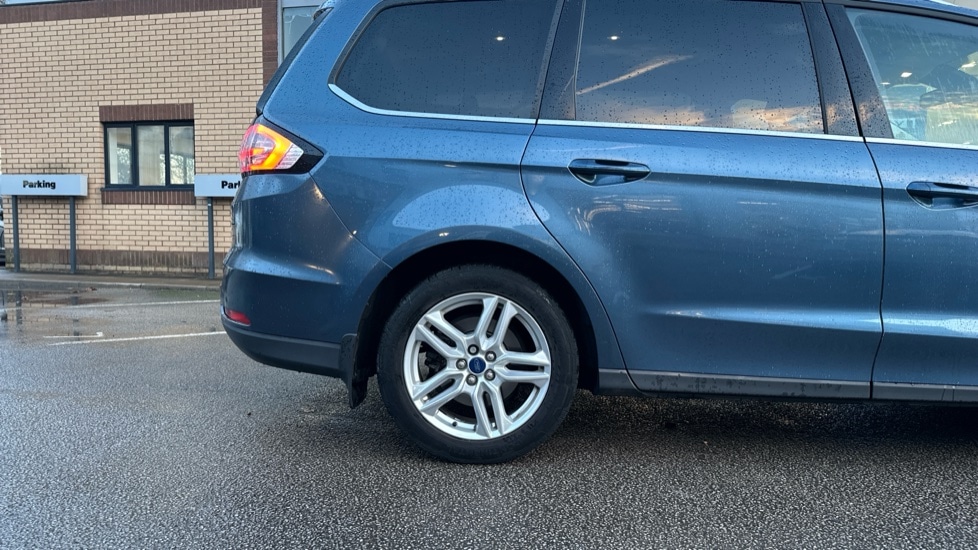 Used Ford Galaxy 2019 for sale - 76908084: Photo 19