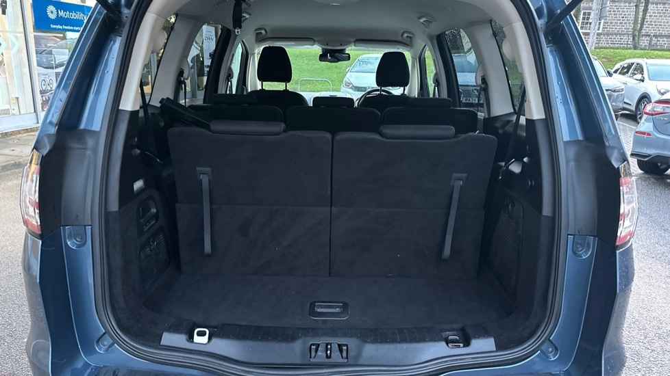 Used Ford Galaxy 2019 for sale - 76908084: Photo 23