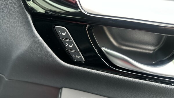 Used Honda CR-V 2025 for sale - 76183986: Photo 31