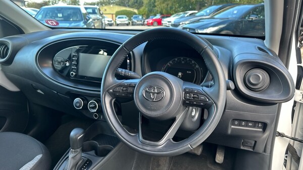 Used Toyota Aygo X 2023 for sale - 75992798: Photo 9