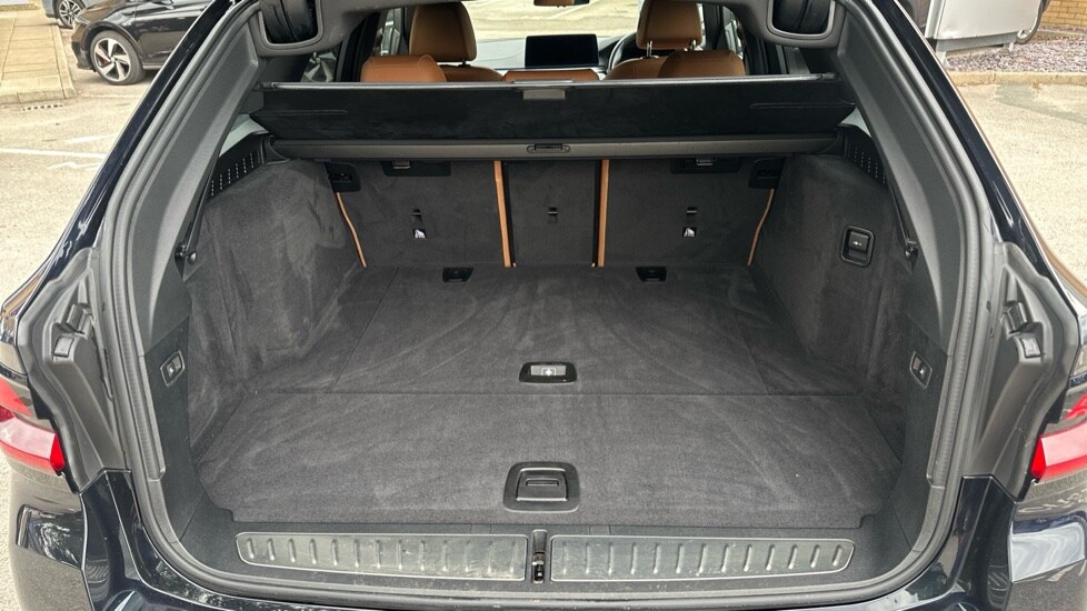 Used BMW 5 Series 2021 for sale - 76870325: Photo 15