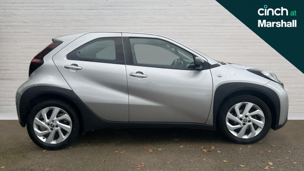 Used Toyota Aygo X 2022 for sale - 76635646: Photo 2