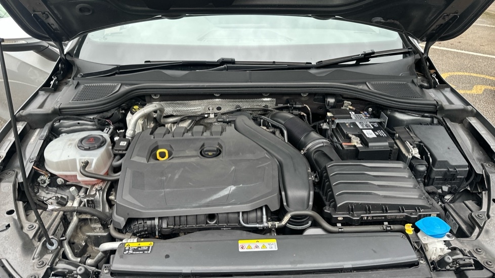 Used Volkswagen Golf 2021 for sale - 76872928: Photo 16