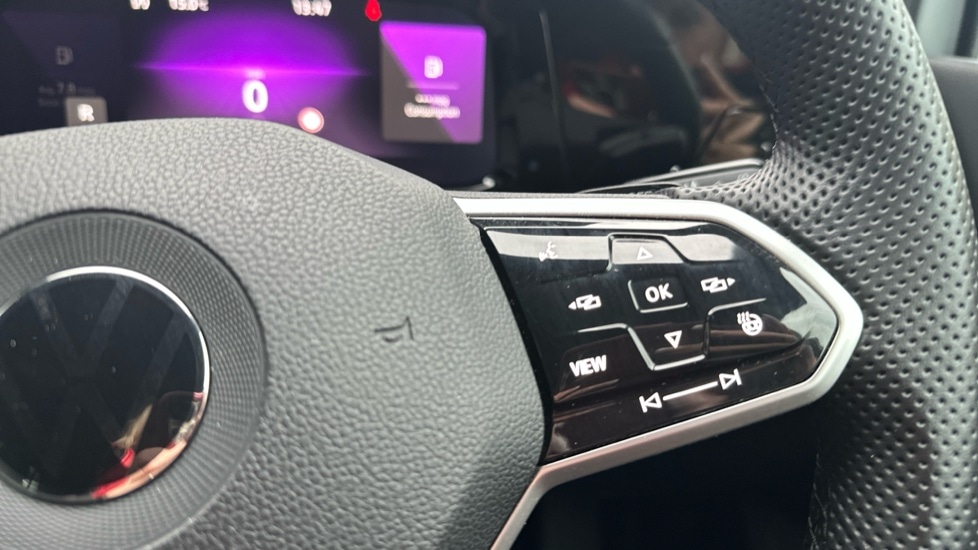 Used Volkswagen Golf 2021 for sale - 76872928: Photo 25