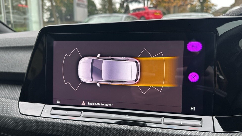 Used Volkswagen Golf 2021 for sale - 76872928: Photo 28