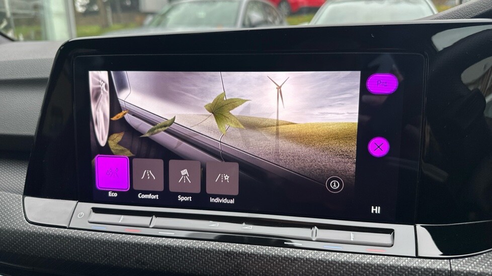 Used Volkswagen Golf 2021 for sale - 76872928: Photo 32