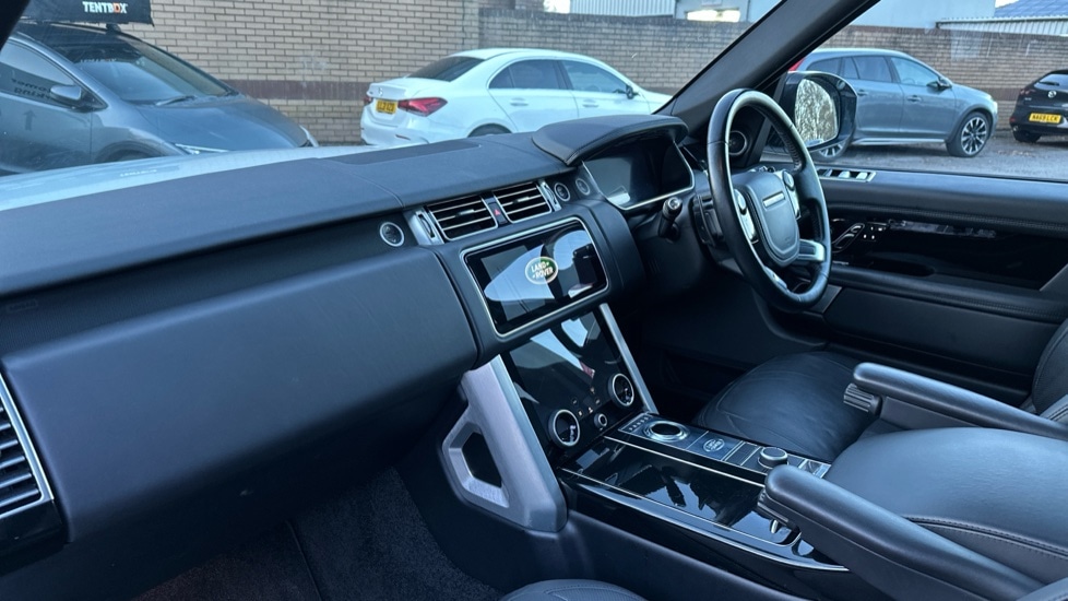 Used Land Rover Range Rover 2018 for sale - 76874278: Photo 10