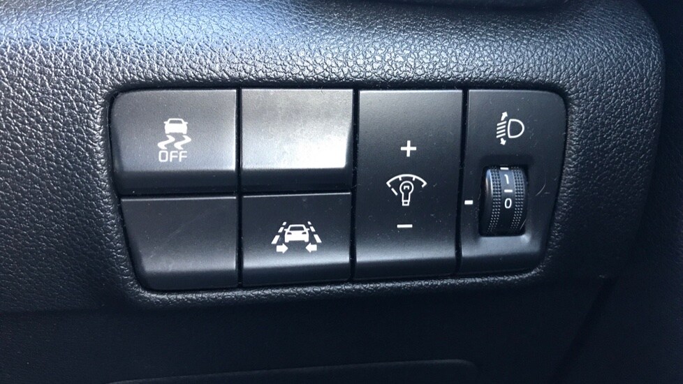 Used Kia Sportage 2017 for sale - 76872675: Photo 44