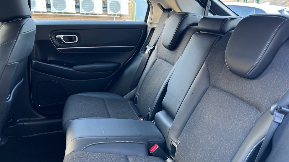 Used Honda HR-V 2022 for sale - 76390190: Photo 8