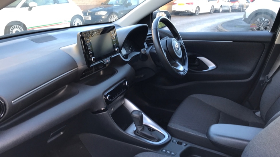 Used Toyota Yaris 2023 for sale - 76872848: Photo 10