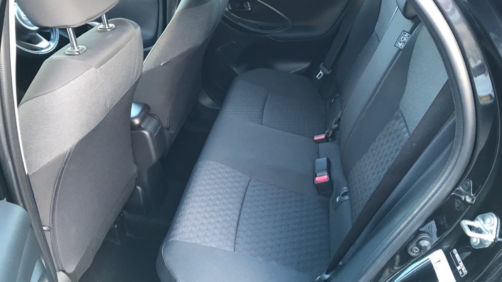 Used Toyota Yaris 2023 for sale - 76872848: Photo 14