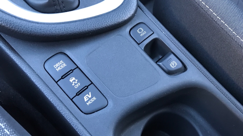 Used Toyota Yaris 2023 for sale - 76872848: Photo 21