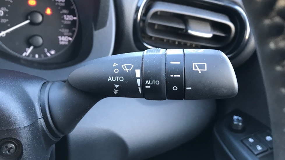 Used Toyota Yaris 2023 for sale - 76872848: Photo 26