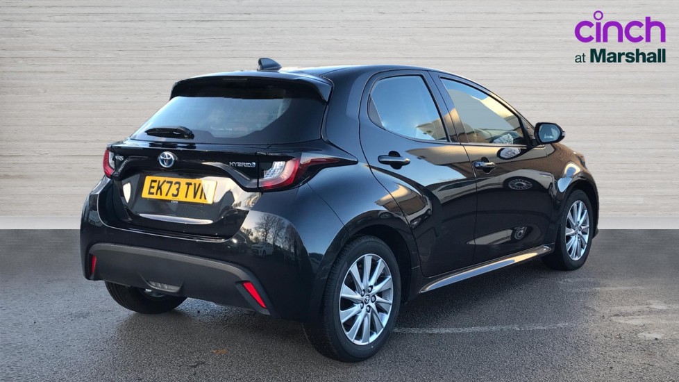 Used Toyota Yaris 2023 for sale - 76872848: Photo 3