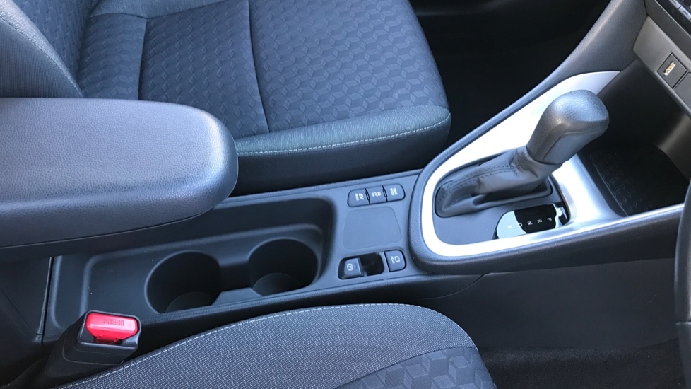 Used Toyota Yaris 2023 for sale - 76872848: Photo 30