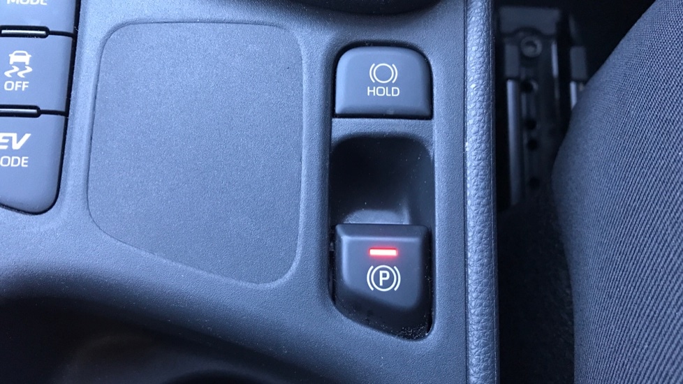 Used Toyota Yaris 2023 for sale - 76872848: Photo 39