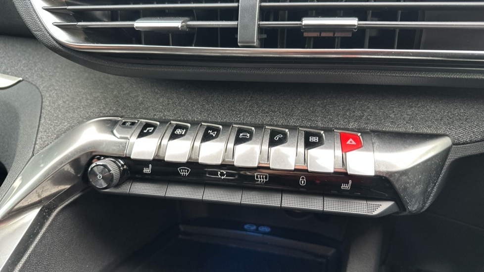 Used Peugeot 3008 2019 for sale - 76873618: Photo 35