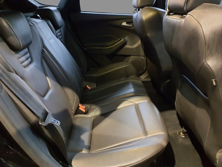 Used Ford Focus 2015 for sale - 76591532: Photo 9