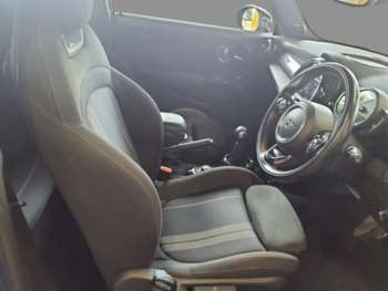 Used MINI Hatch 2019 for sale - 75266570: Photo