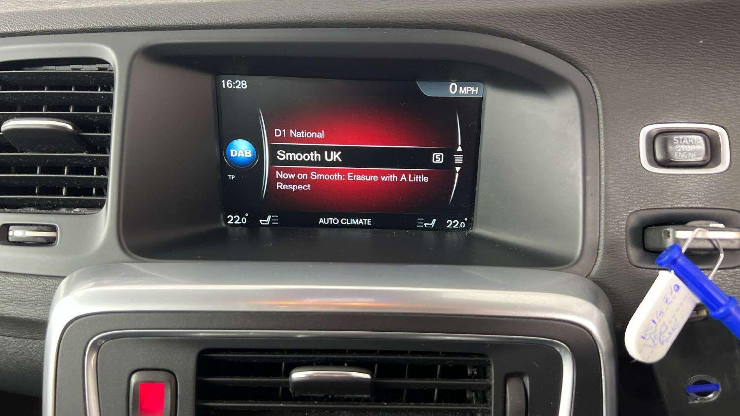 Used Volvo V60 2014 for sale - 76211826: Photo 14