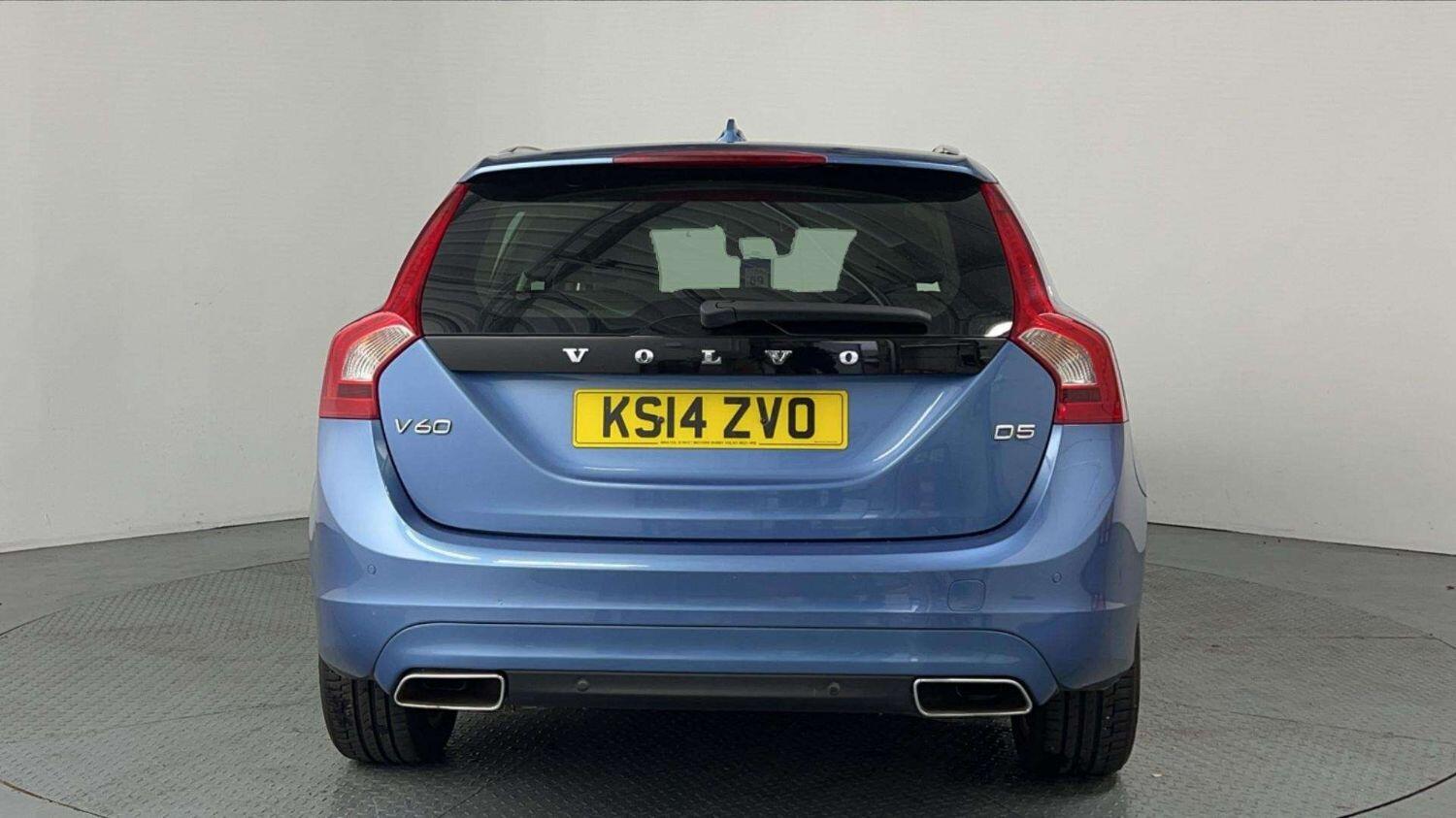 Used Volvo V60 2014 for sale - 76211826: Photo 5