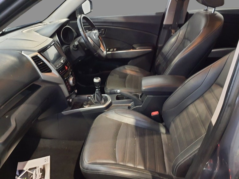 Used Ssangyong Tivoli 2015 for sale - 77400059: Photo 7