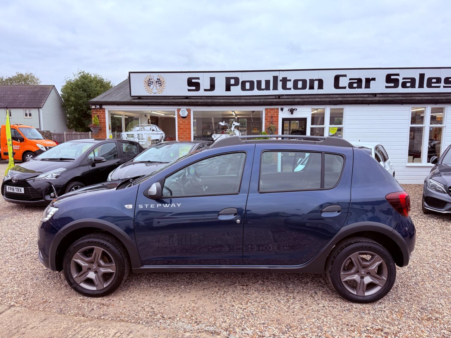 Used Dacia Sandero Stepway 2016 for sale - 76317451: Photo 11