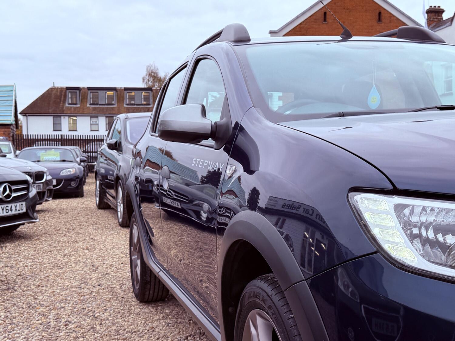 Used Dacia Sandero Stepway 2016 for sale - 76317451: Photo 13