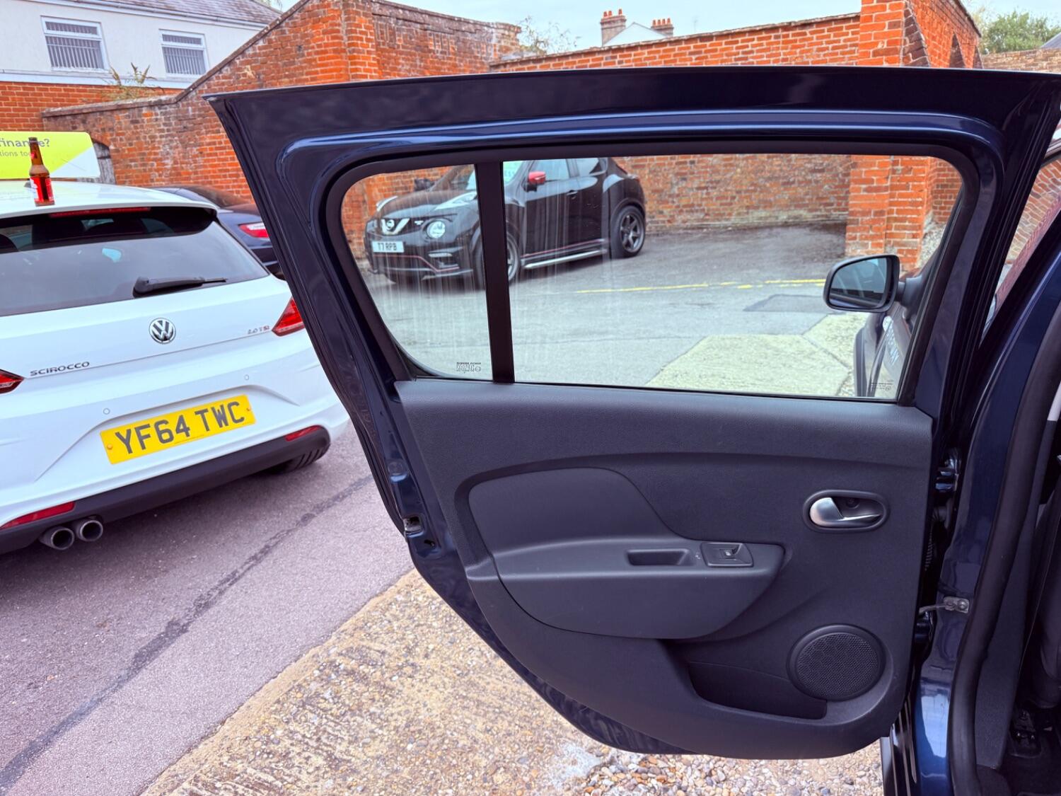 Used Dacia Sandero Stepway 2016 for sale - 76317451: Photo 26