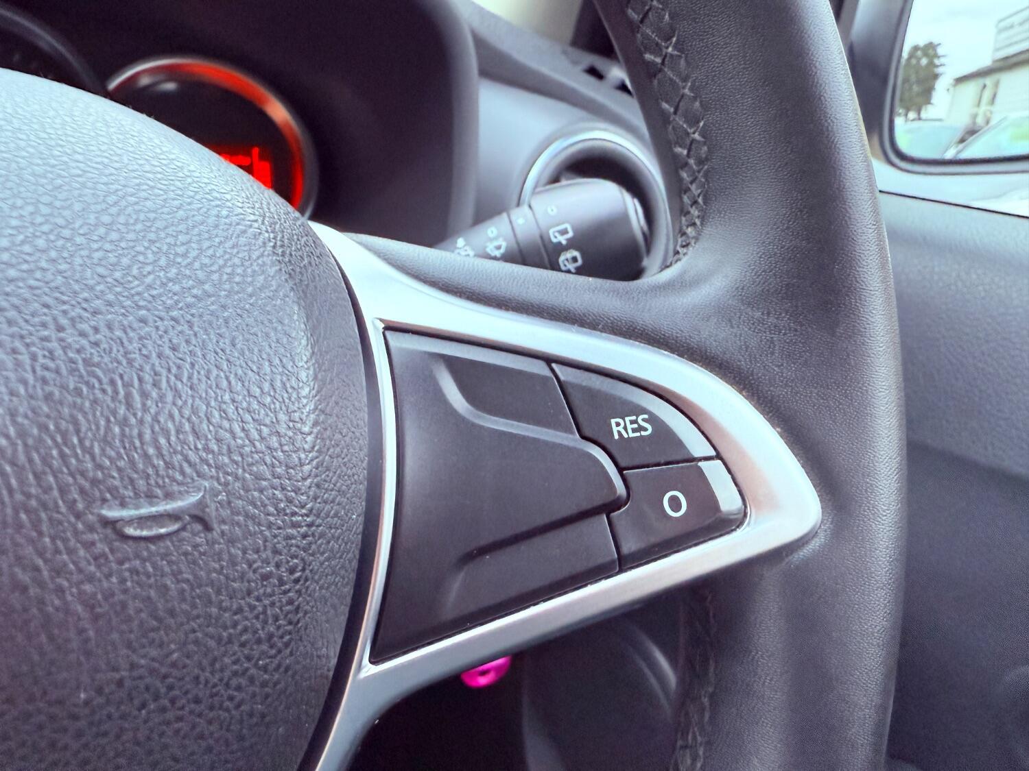 Used Dacia Sandero Stepway 2016 for sale - 76317451: Photo 40