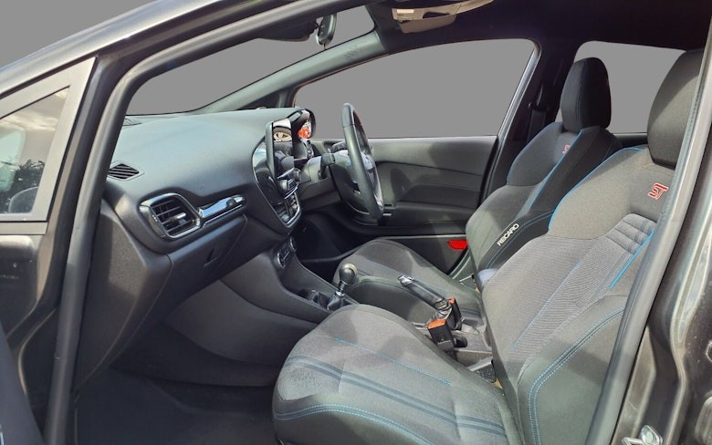 Used Ford Fiesta 2018 for sale - 77945762: Photo 2