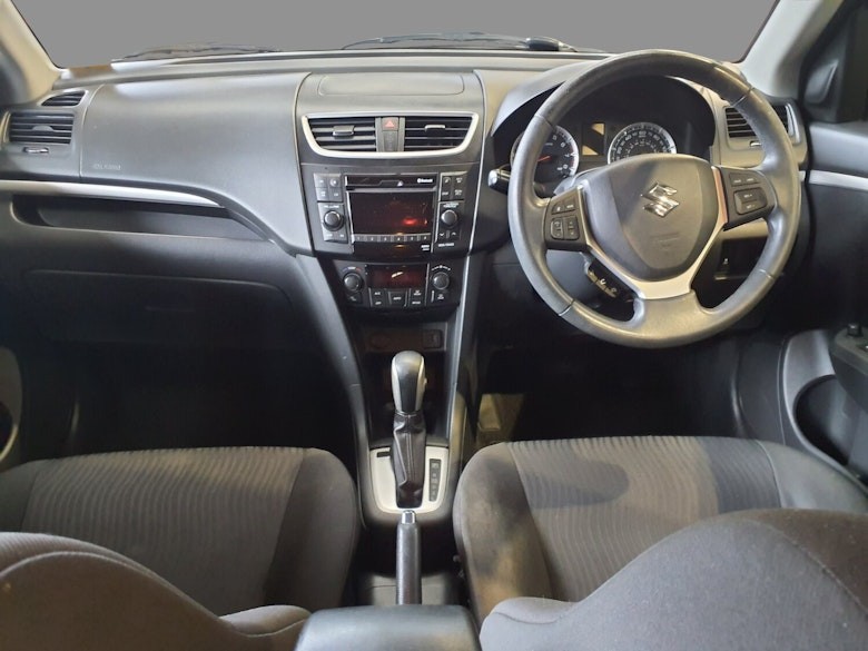 Used Suzuki Swift 2013 for sale - 77945763: Photo 2