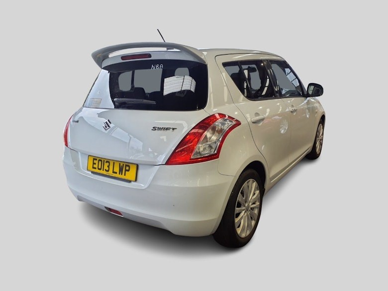 Used Suzuki Swift 2013 for sale - 77945763: Photo 4