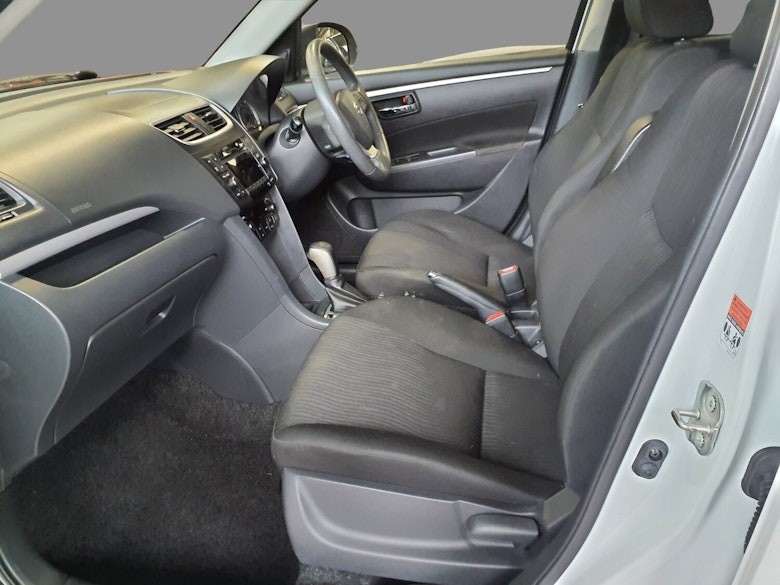 Used Suzuki Swift 2013 for sale - 77945763: Photo 6