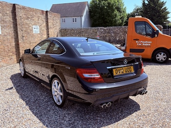 Used Mercedes-Benz C Class 2012 for sale - 79023960: Photo