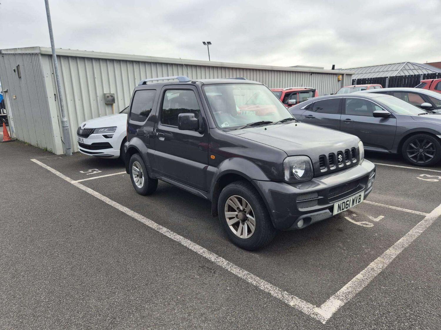 Used Suzuki Jimny 2012 for sale - 76369323: Photo 4