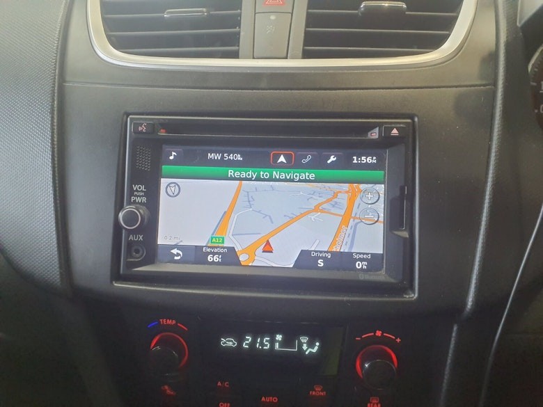 Used Suzuki Swift 2015 for sale - 77851401: Photo 2