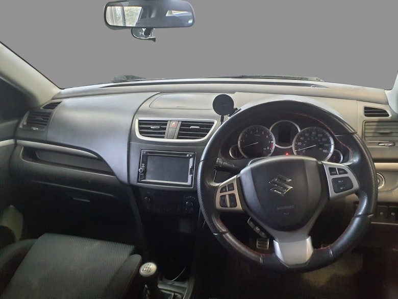 Used Suzuki Swift 2015 for sale - 77851401: Photo 7