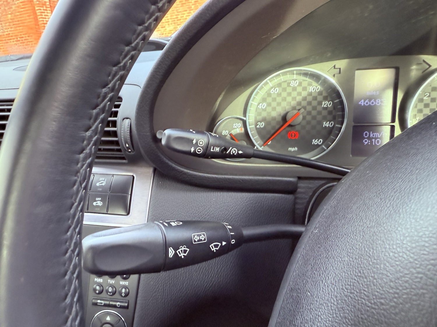 Used Mercedes-Benz CLC Class 2010 for sale - 76605645: Photo 17