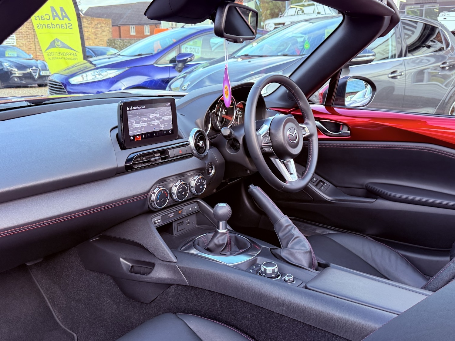 Used Mazda MX-5 2019 for sale - 76347201: Photo 25
