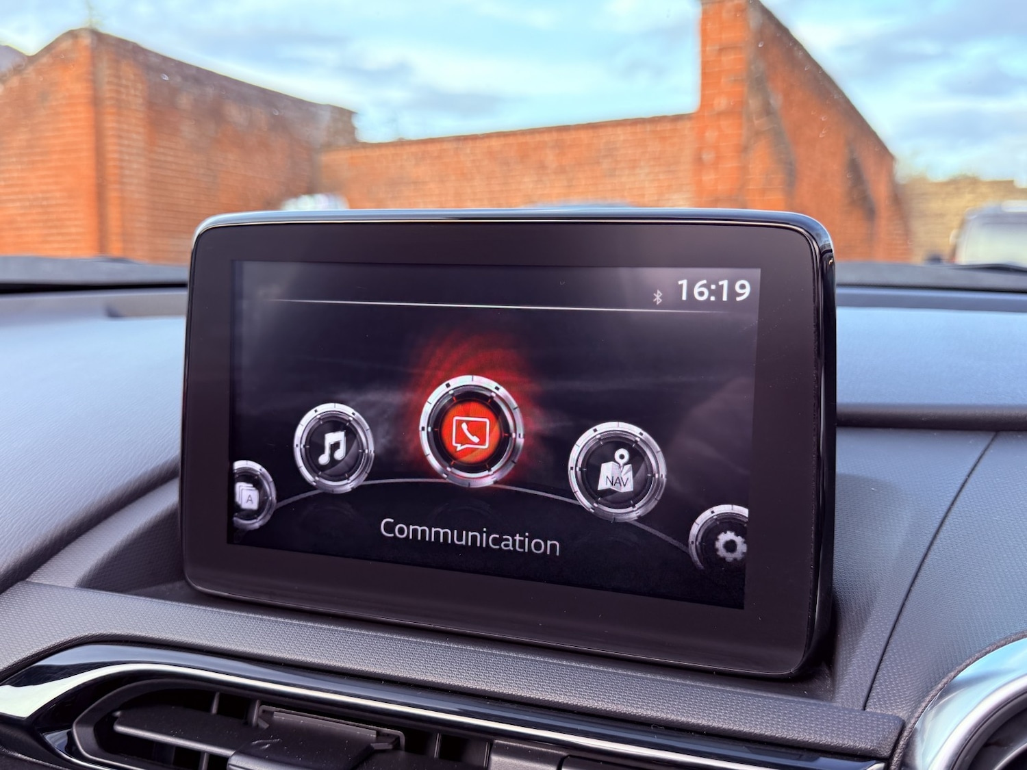 Used Mazda MX-5 2019 for sale - 76347201: Photo 30