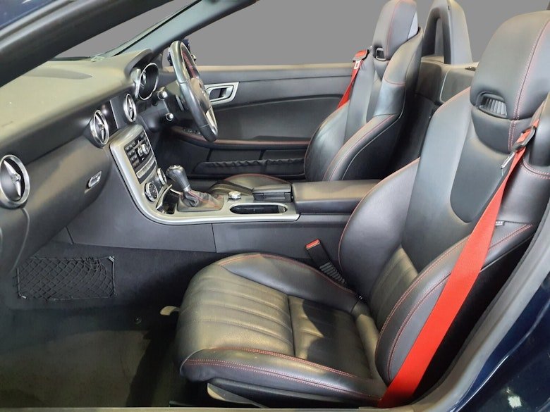 Used Mercedes-Benz SLK 2014 for sale - 76605948: Photo 2