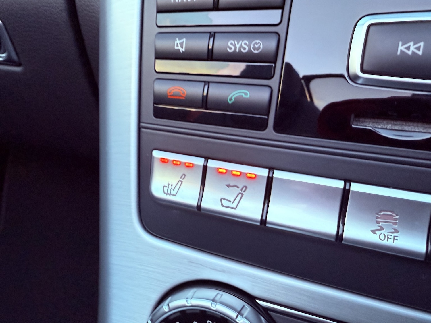 Used Mercedes-Benz SLK 2014 for sale - 76605948: Photo 31