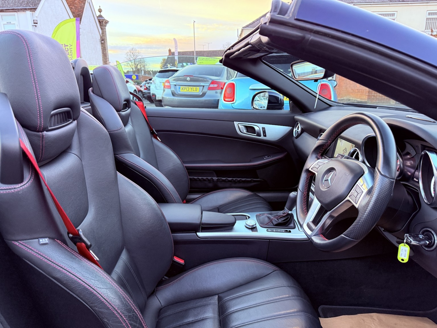 Used Mercedes-Benz SLK 2014 for sale - 76605948: Photo 38