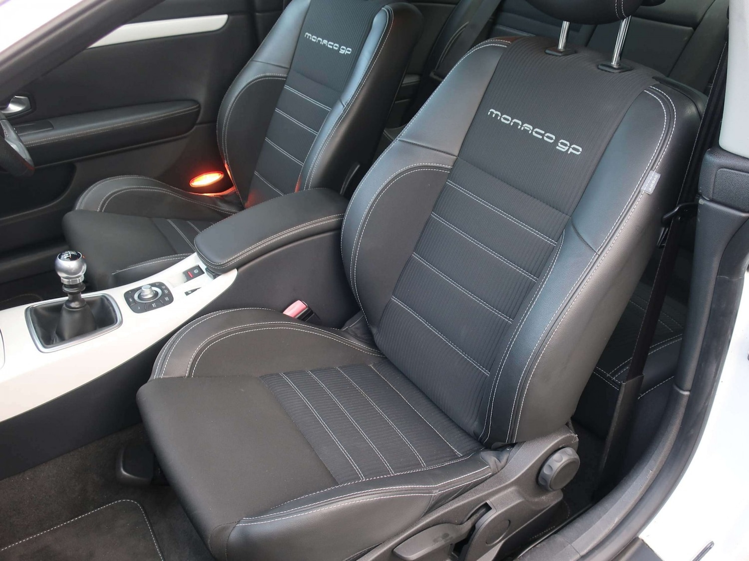 Used Renault Laguna 2011 for sale - 77008120: Photo 10