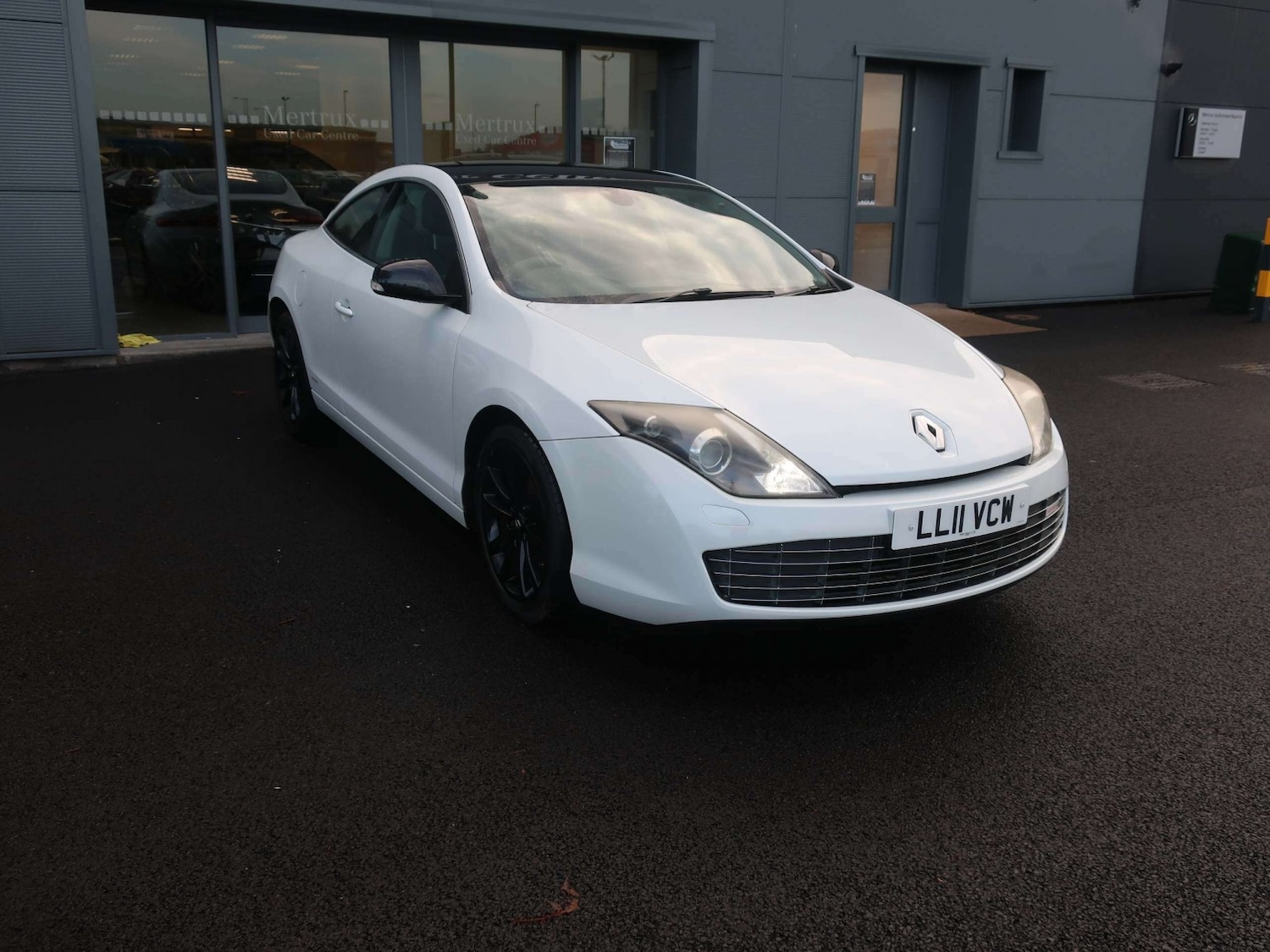 Used Renault Laguna 2011 for sale - 77008120: Photo 6