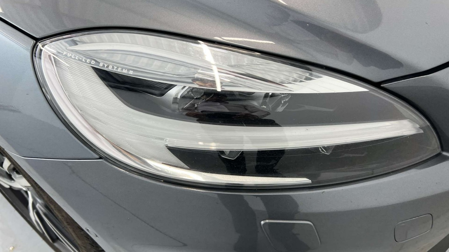 Used Volvo V40 2017 for sale - 77931266: Photo 11