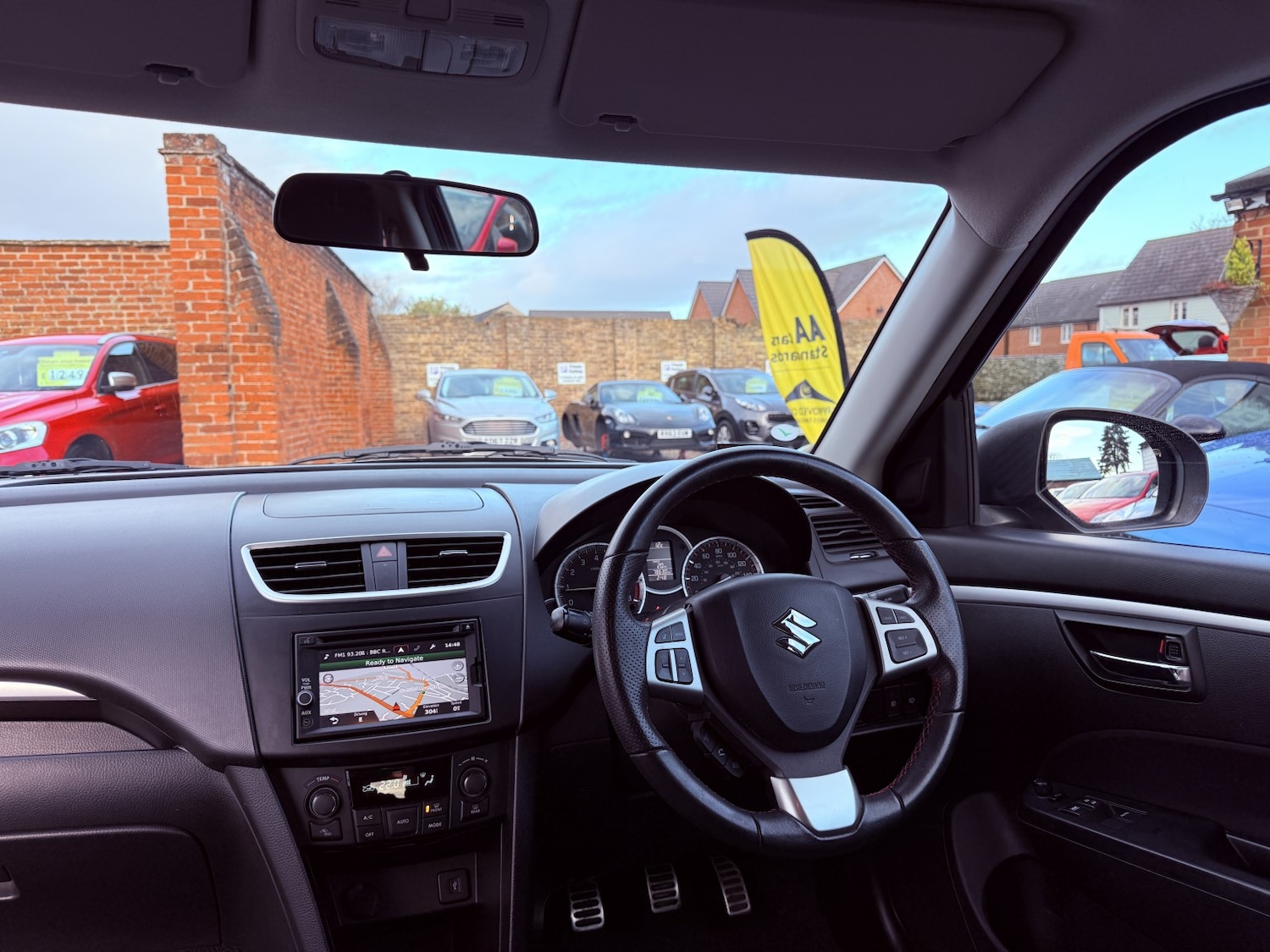 Used Suzuki Swift 2016 for sale - 76741378: Photo 2