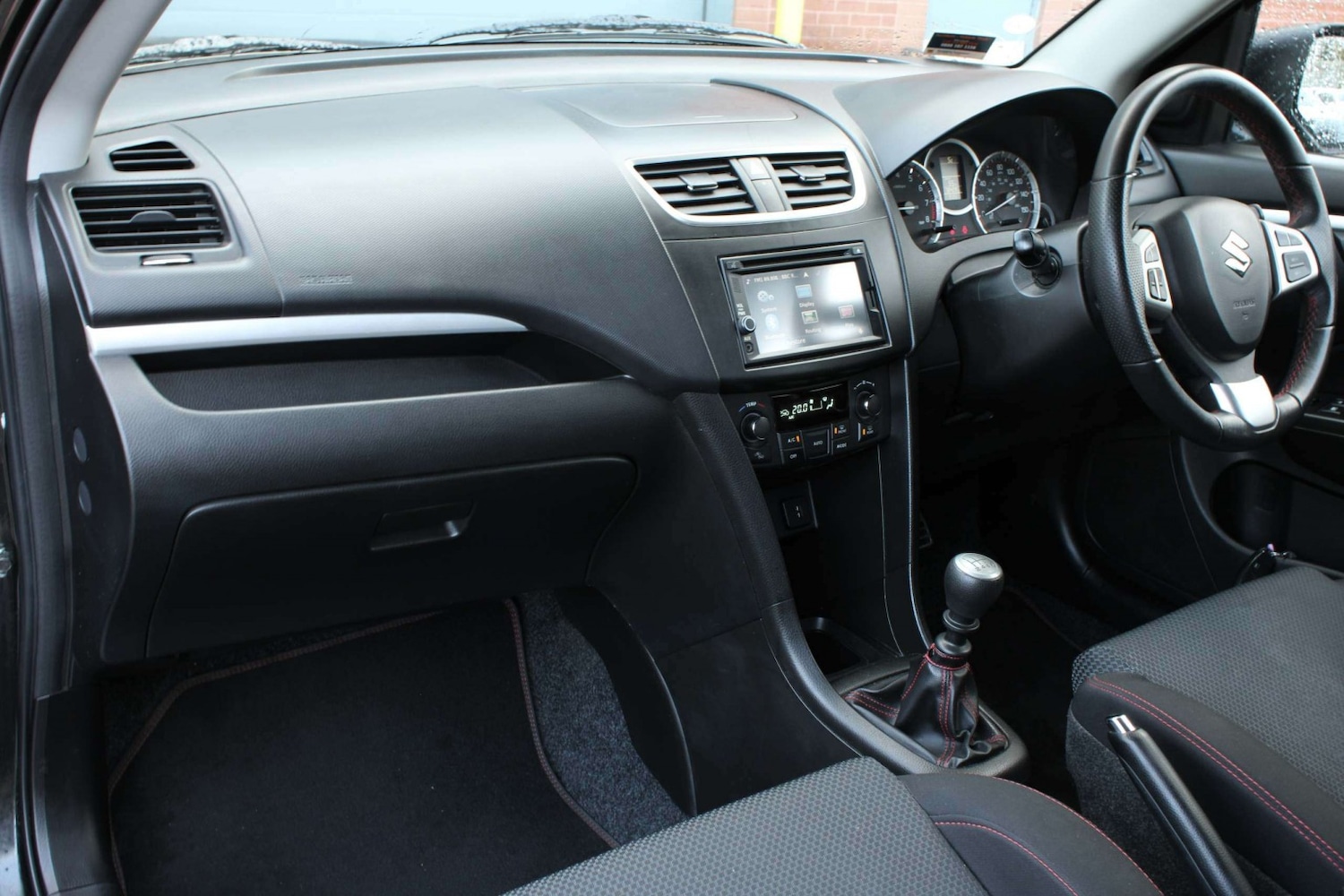 Used Suzuki Swift 2016 for sale - 76741378: Photo 22